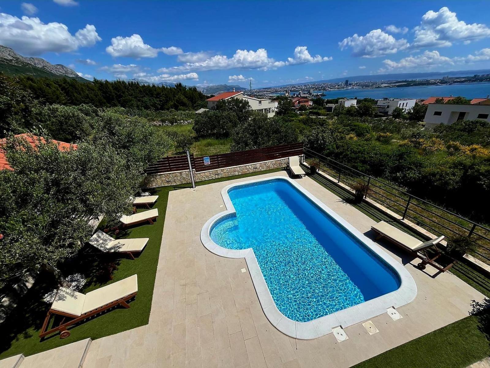 Holiday Home Magic View With Private Heated Pool Kaštela エクステリア 写真